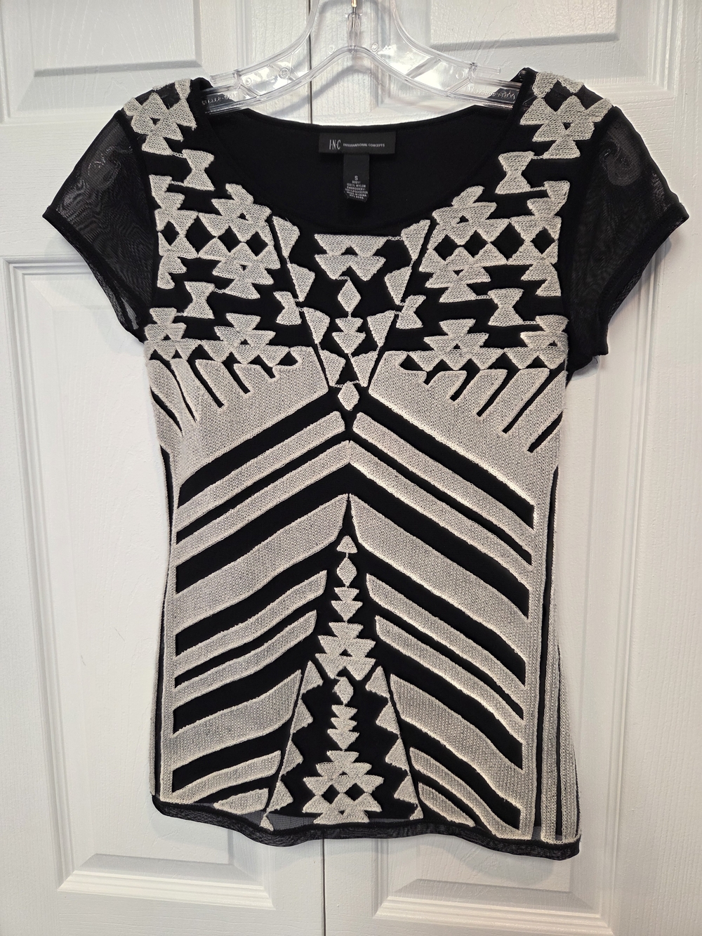 INC International Concepts Black and Cream Geometric Knit Top - Size Small